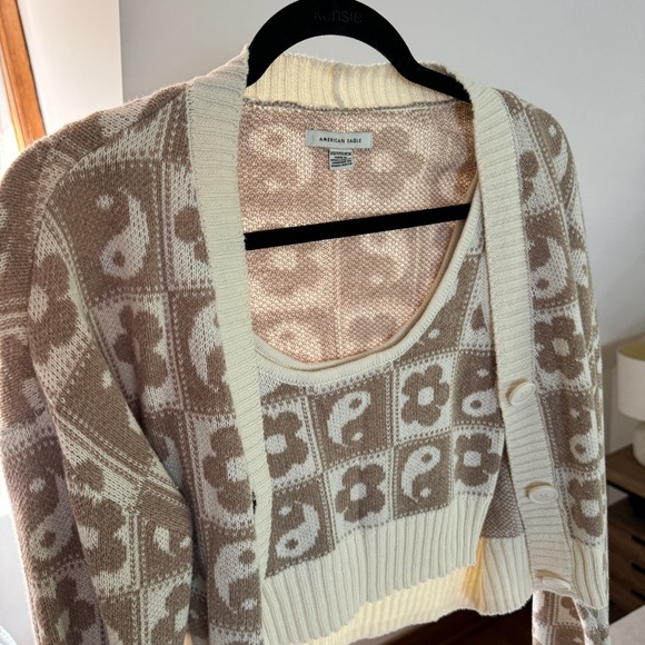 NWOT 2-Piece Knit Yin & Yang Cardigan Set - Picture 8 of 10